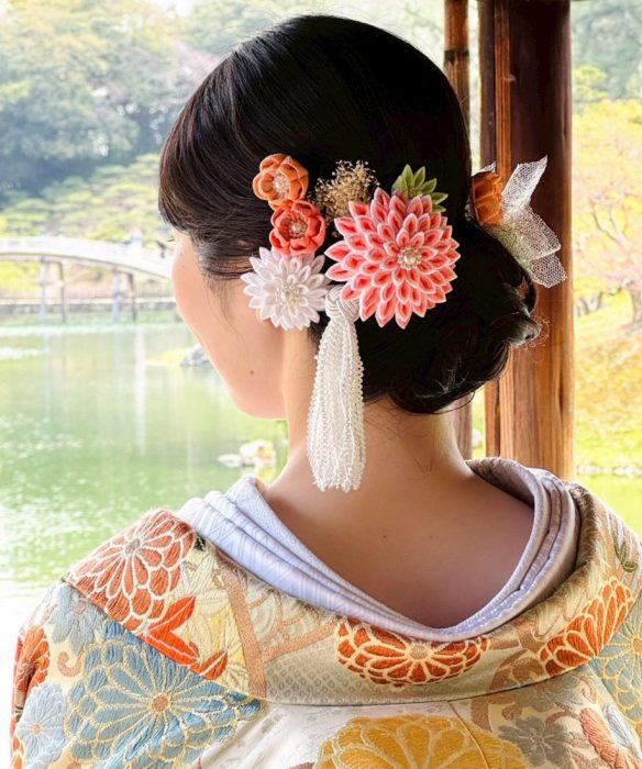 色打ち掛けの髪飾り1
